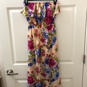 Sleeveless Maxi Dress